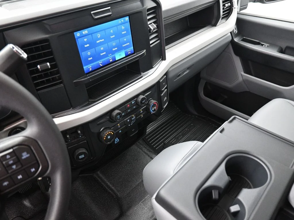 New 2026 Oxford White Ford XL image 20