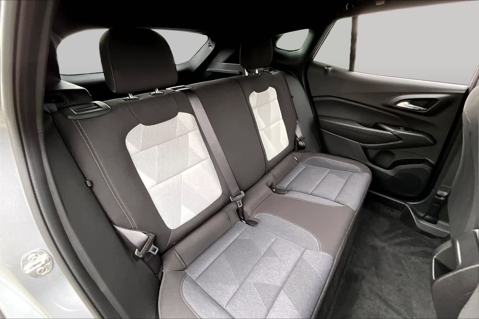Used 2024 Sterling Gray Metallic Chevrolet 1RS image 18