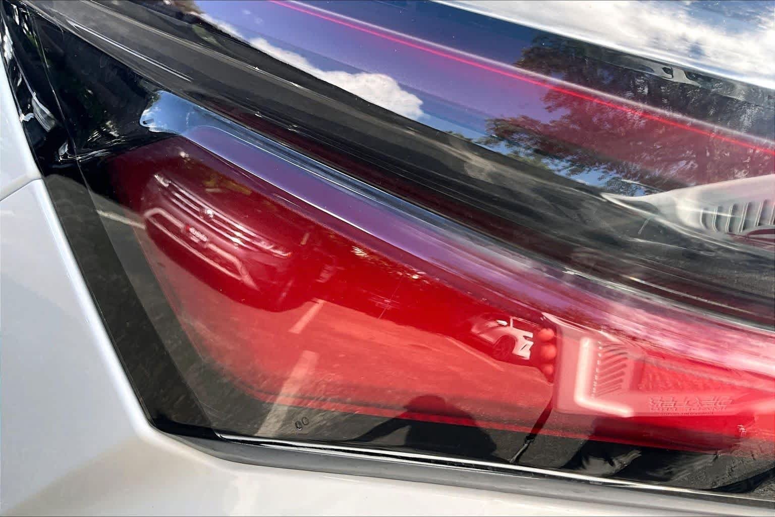 Used 2026 Summit White Chevrolet LT1 w/PCY image 28