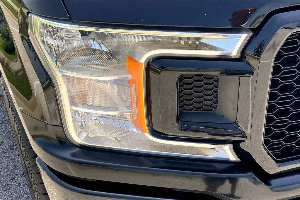Used 2019 Black Ford XL image 25