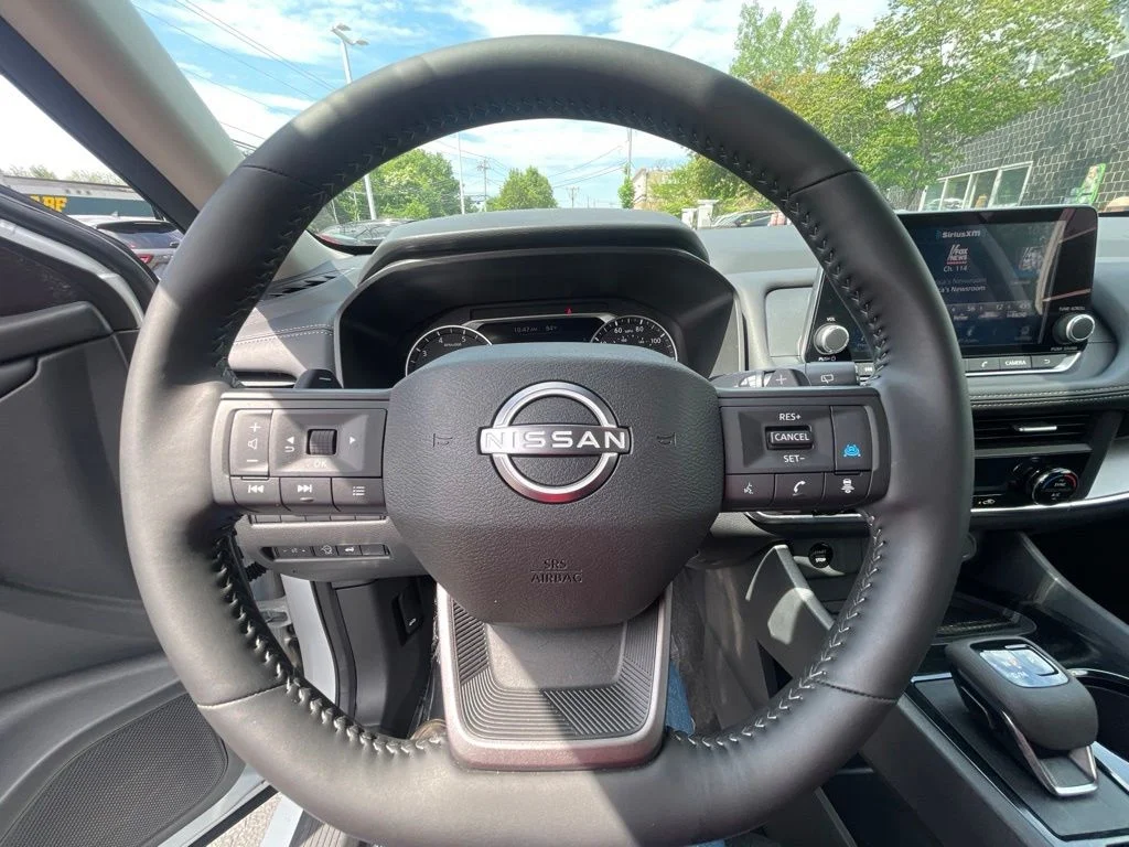 Certified Used 2025 White Nissan SV image 10