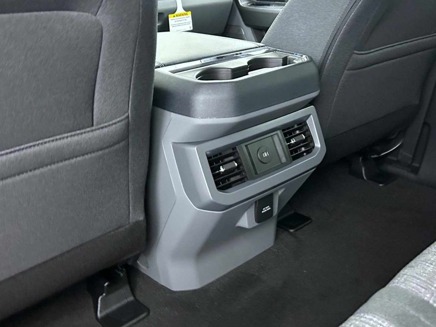 New 2027 Oxford White Ford XLT image 21
