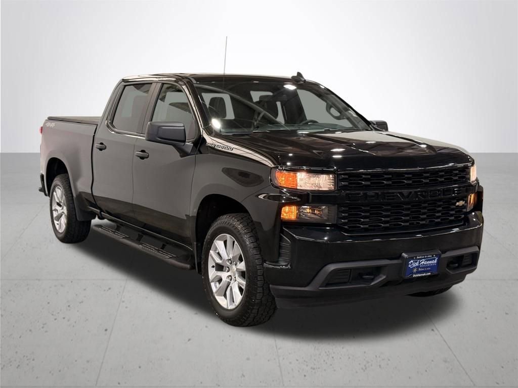 Used 2022 Black Chevrolet Custom image 8
