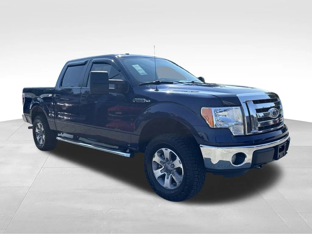 Used 2012 Blue Ford XLT image 6