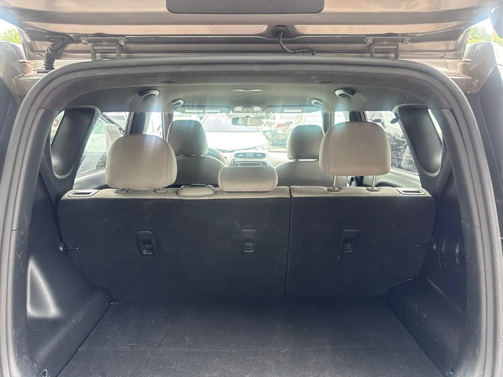 Certified Used 2019 Gray Kia Base image 21