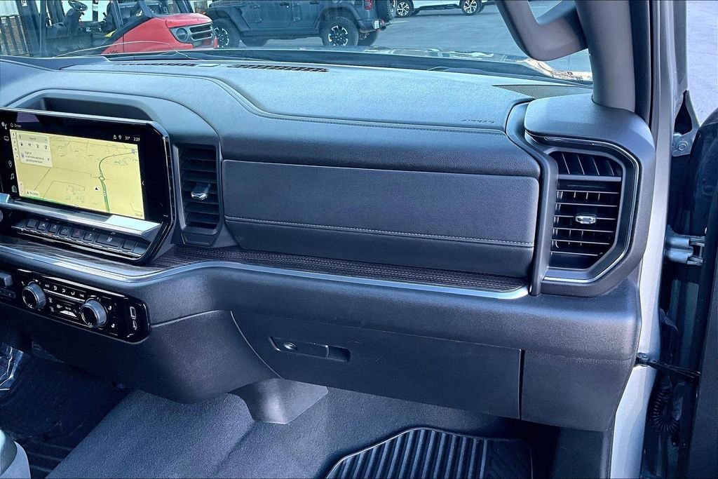 2025 Chevrolet Silverado 1500 LT - Photo 17