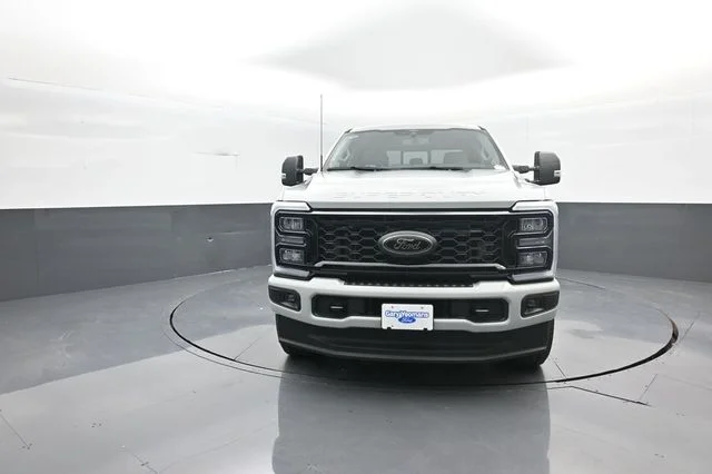 New 2026 Avalanche Ford F-250® XLT image 3