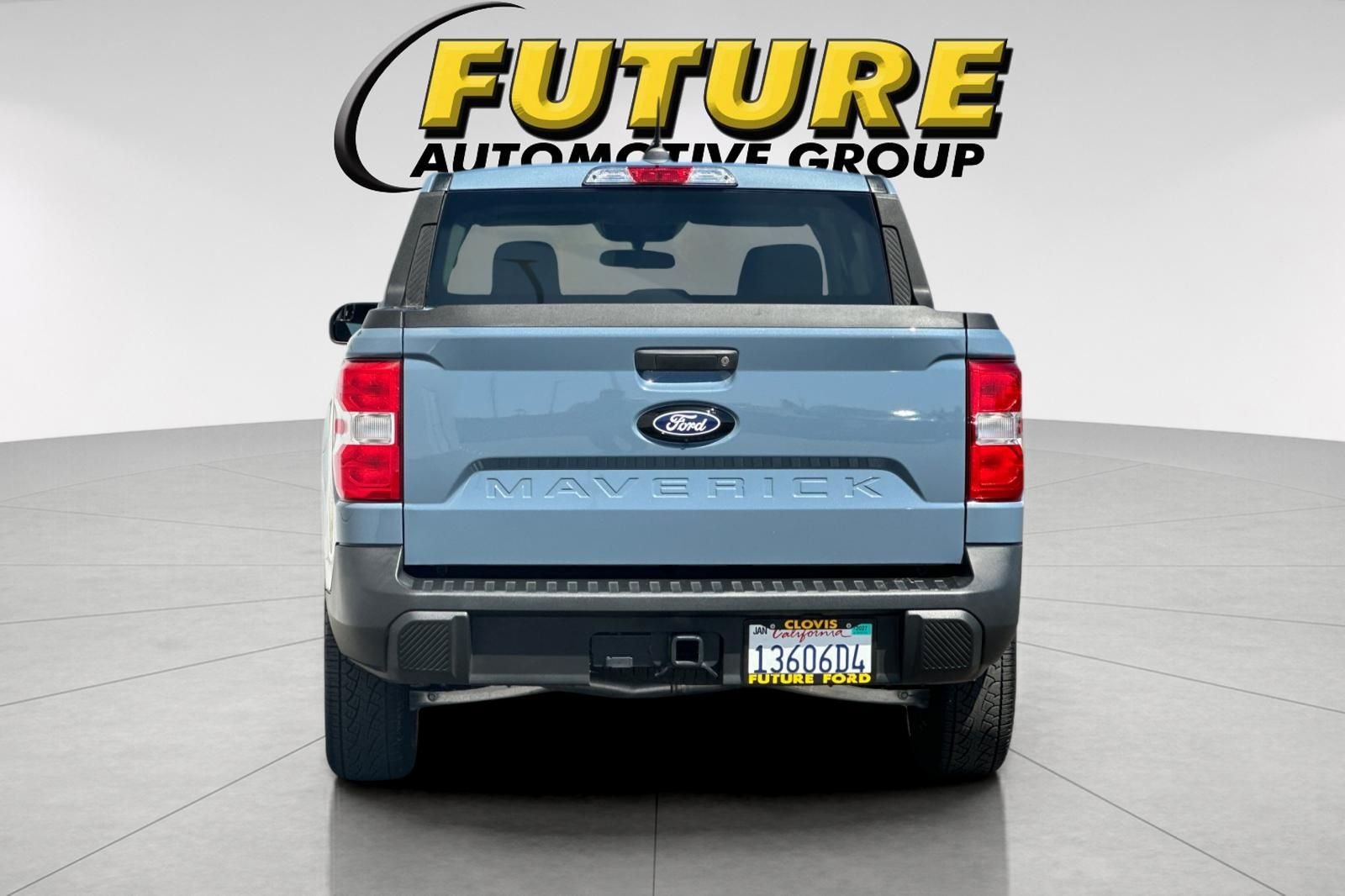Used 2025 Gray Ford XLT image 4