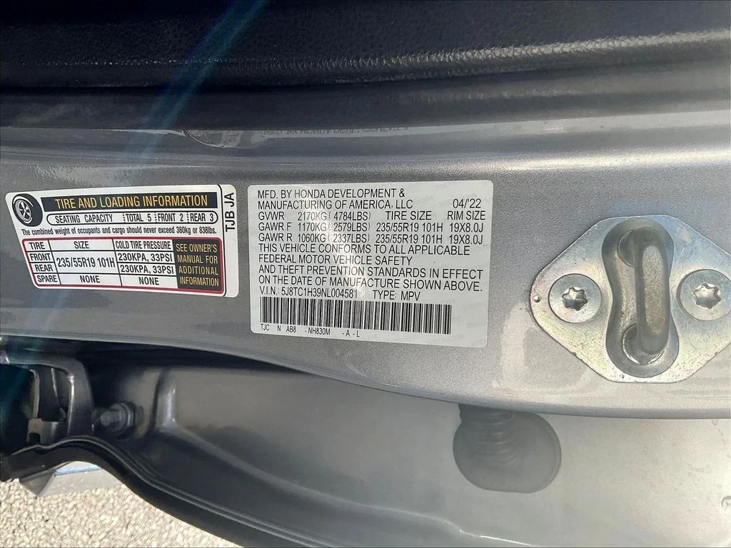 Used 2022 Lunar Silver Metallic Acura Base image 18