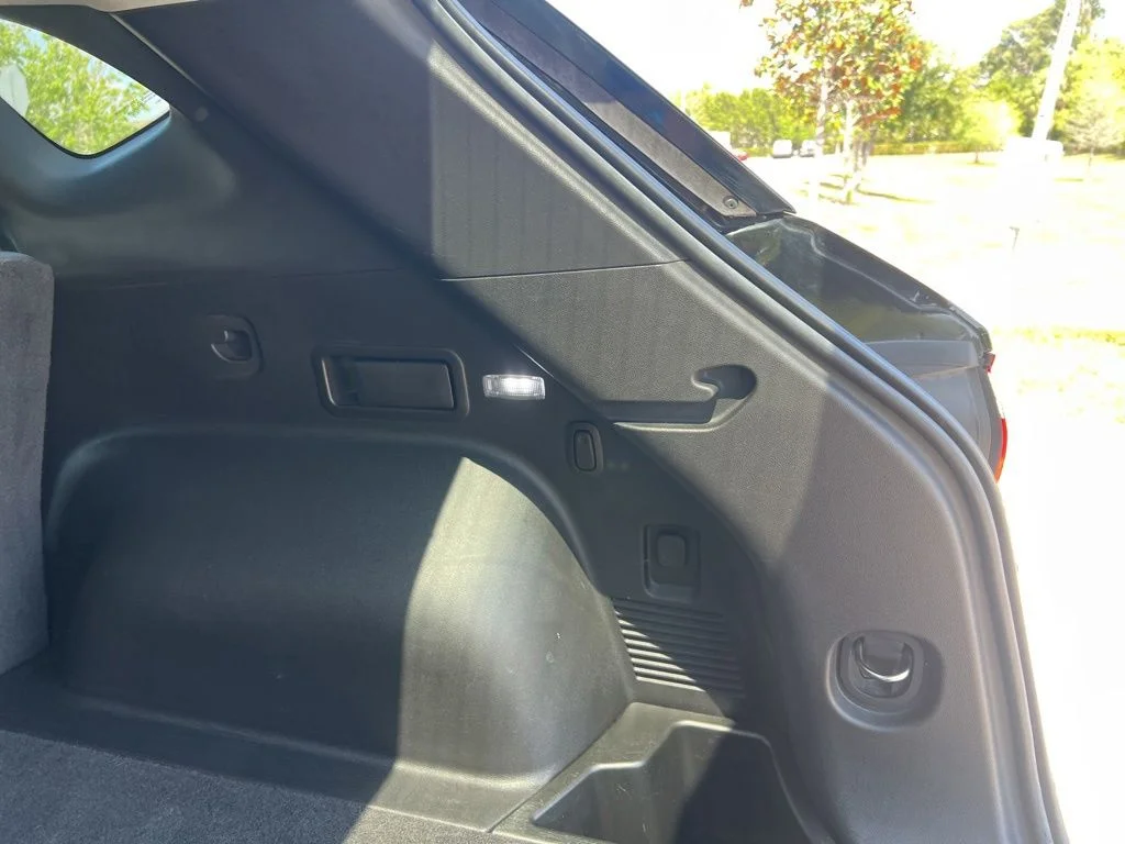 Used 2022 Black Chevrolet LT image 35