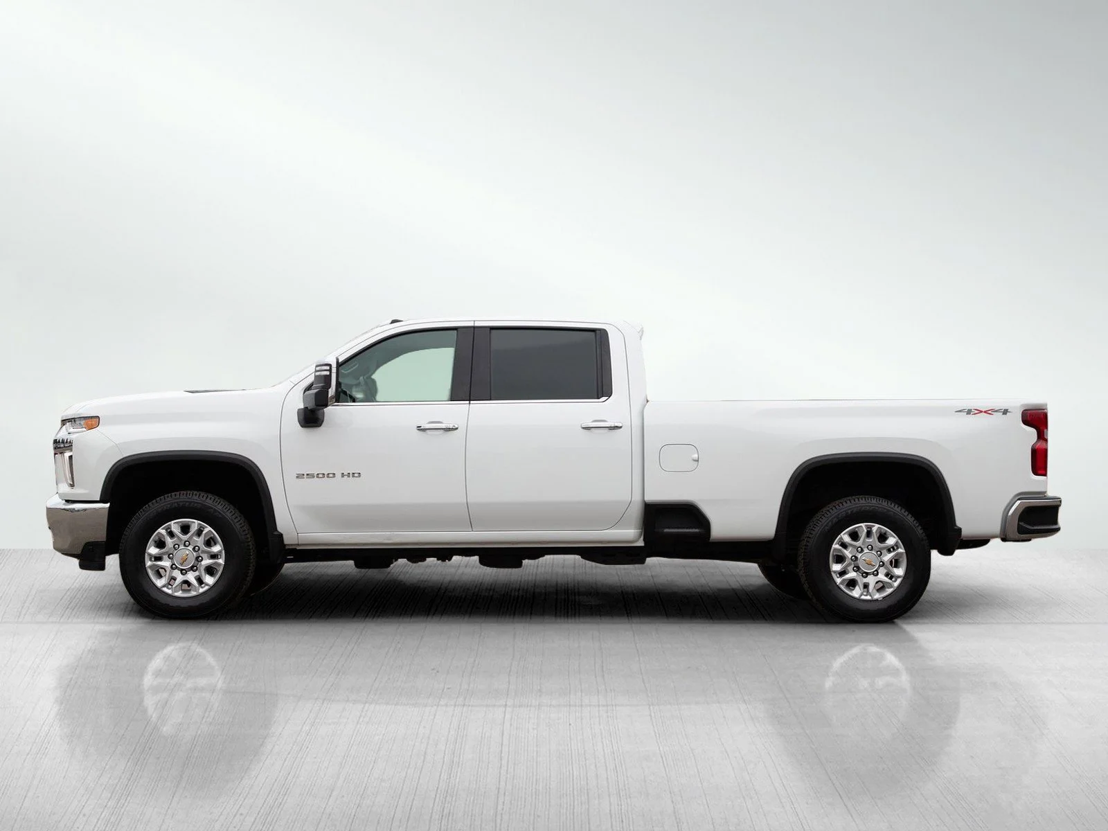 Used 2022 Chevrolet Silverado 2500HD LTZ with VIN 1GC4YPEY2NF260566 for sale in Minneapolis, Minnesota