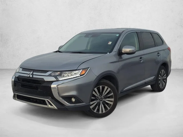 2020 Mitsubishi Outlander SE
