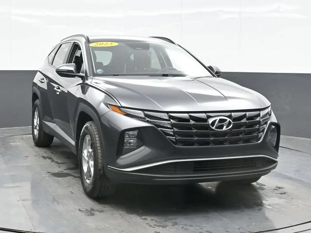 Used 2023 Gray Hyundai SEL image 6