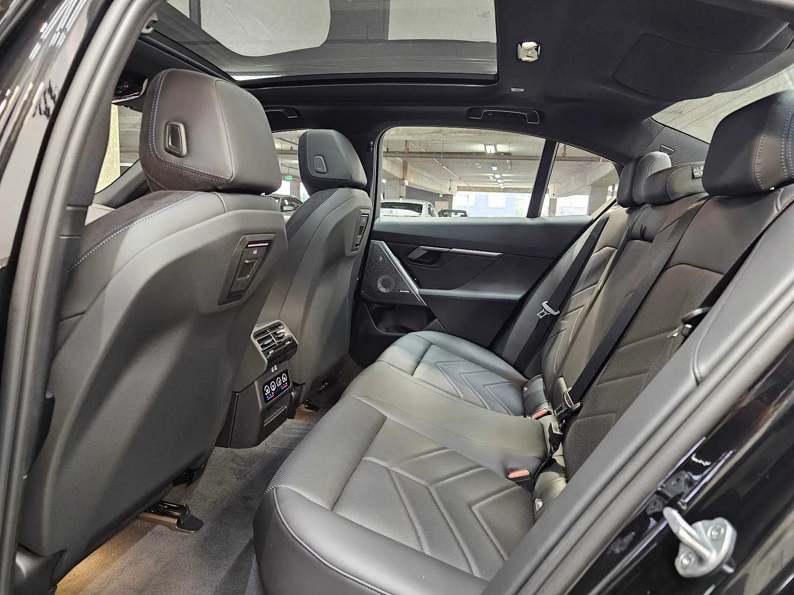 New 2027 Black Sapphire Metallic BMW xDrive image 26