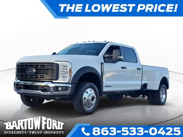 Used 2025 White Ford XL image 1