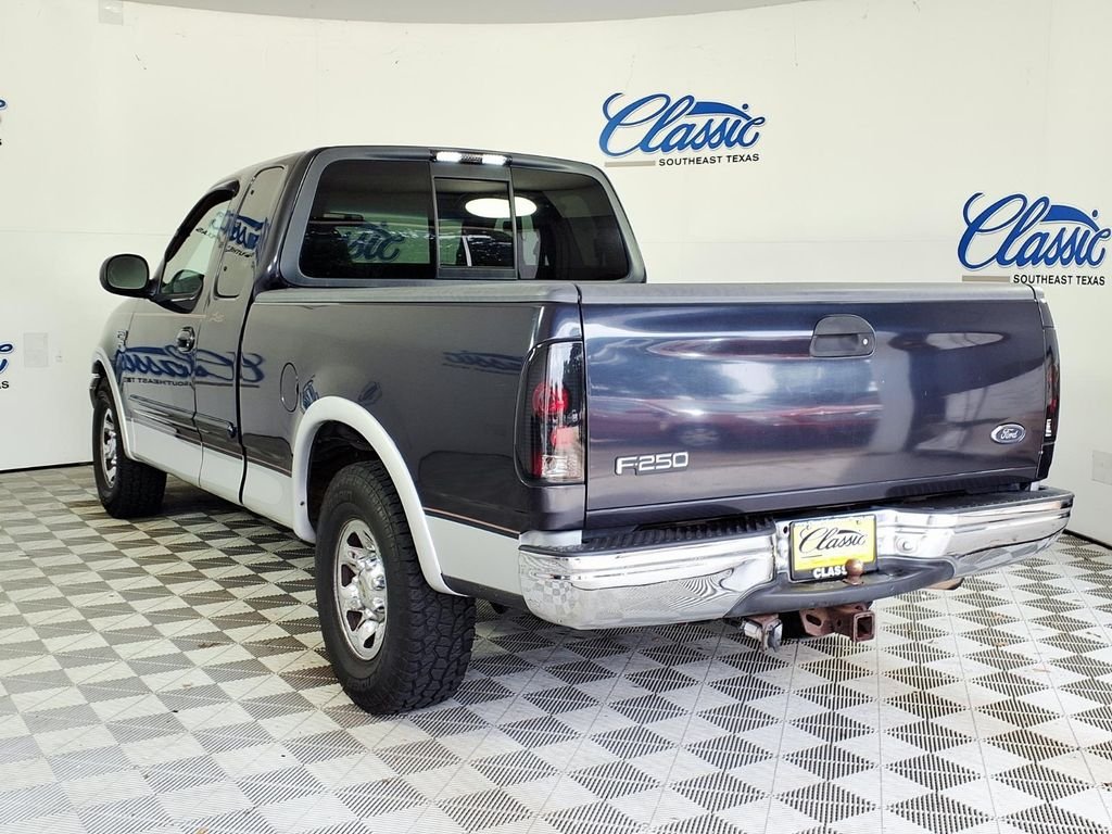 Used 1999 Ford F-250 LARIAT with VIN 1FTRX27L3XKB62718 for sale in Beaumont, TX