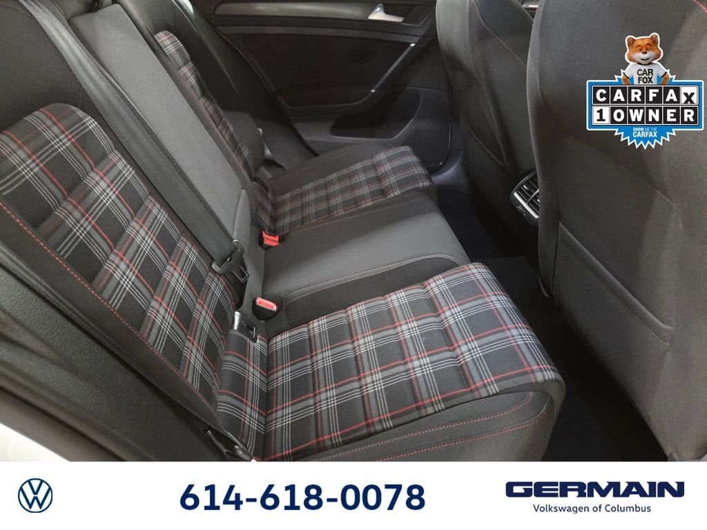 Used 2018 White Silver Volkswagen 2.0T SE image 22