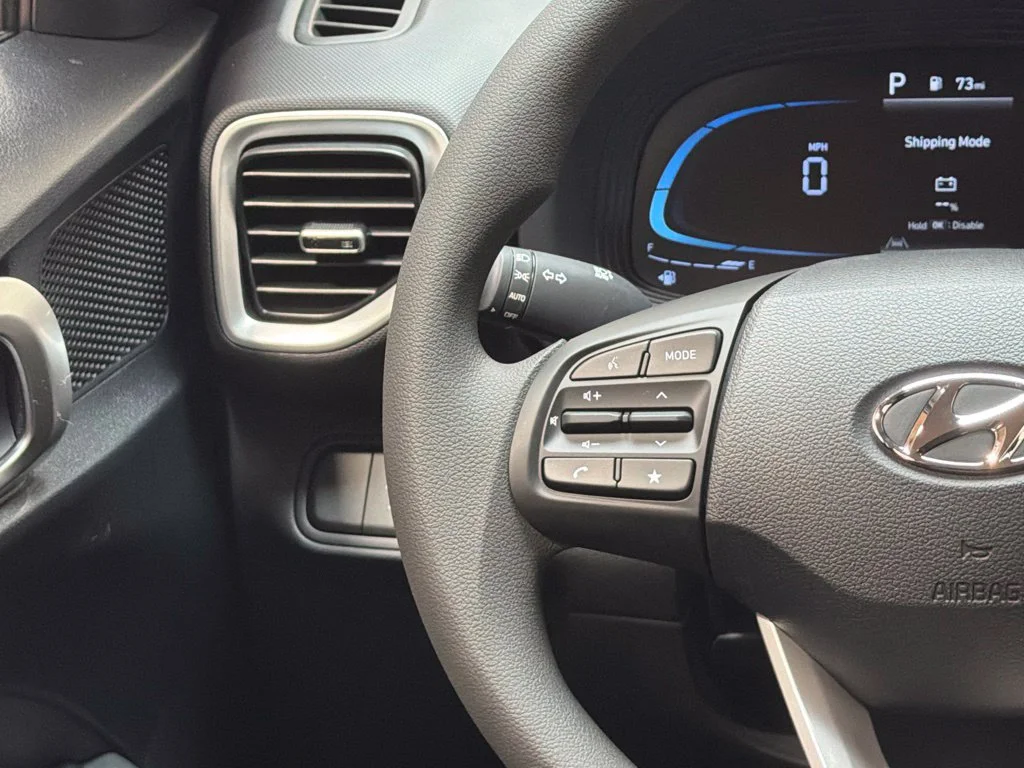 New 2026 Onyx Black Hyundai SE image 19