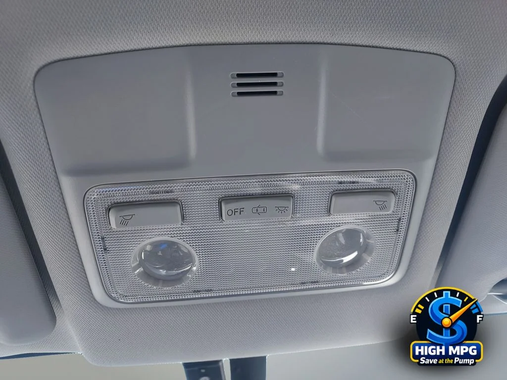 Used 2013 Silver Toyota LE image 11