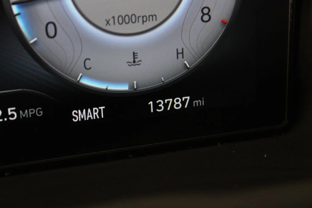 Used 2024 Black Hyundai SE image 26