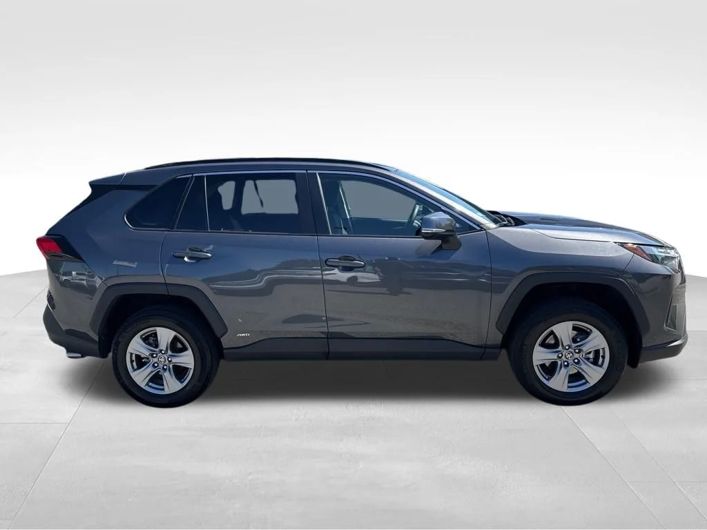 Used 2025 Gray Toyota XLE image 6