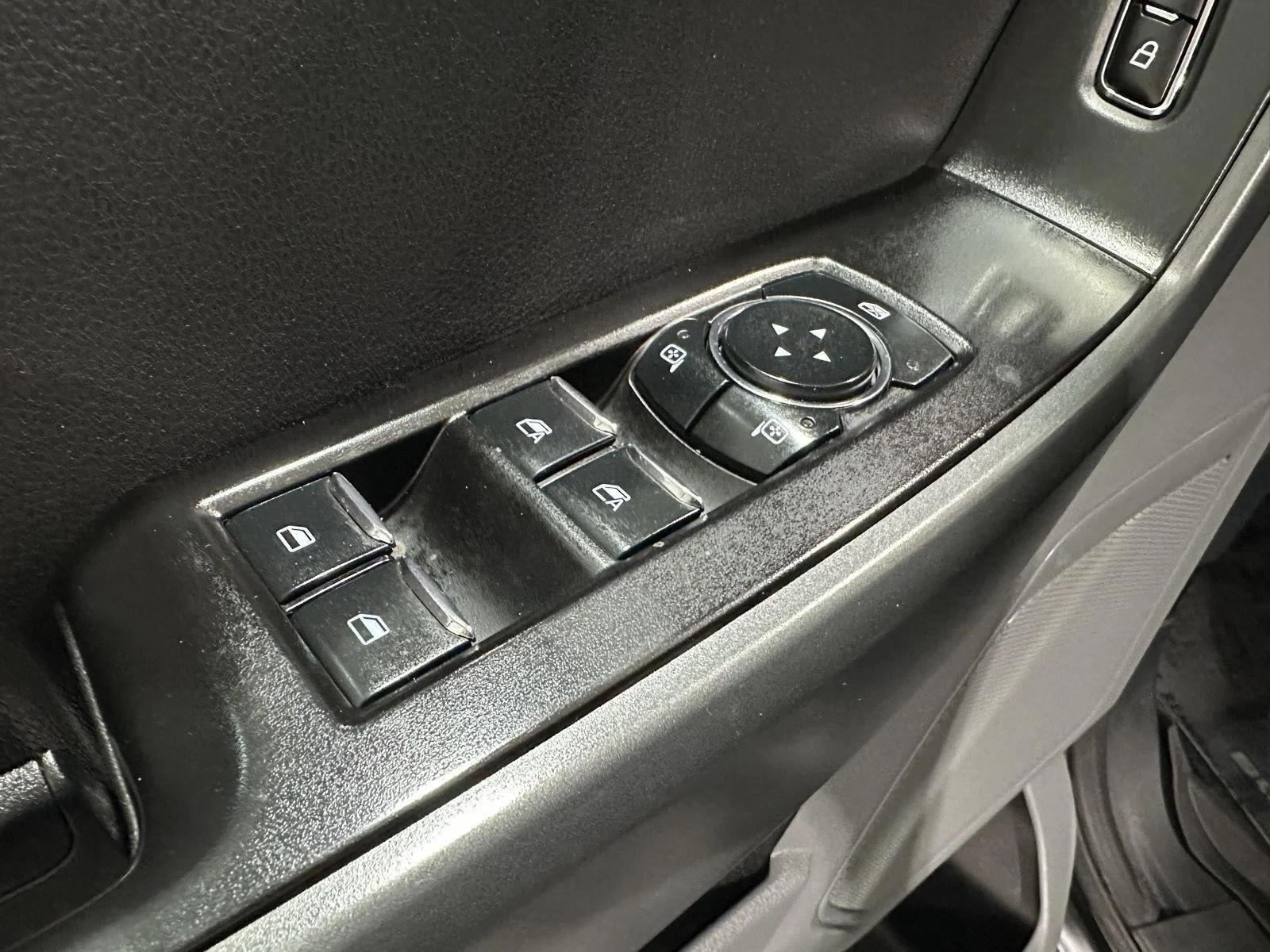 Used 2023 Agate Black Metallic Ford XL image 23