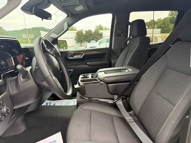 Used 2024 Lakeshore Blue Metallic Chevrolet LT (2FL) image 26