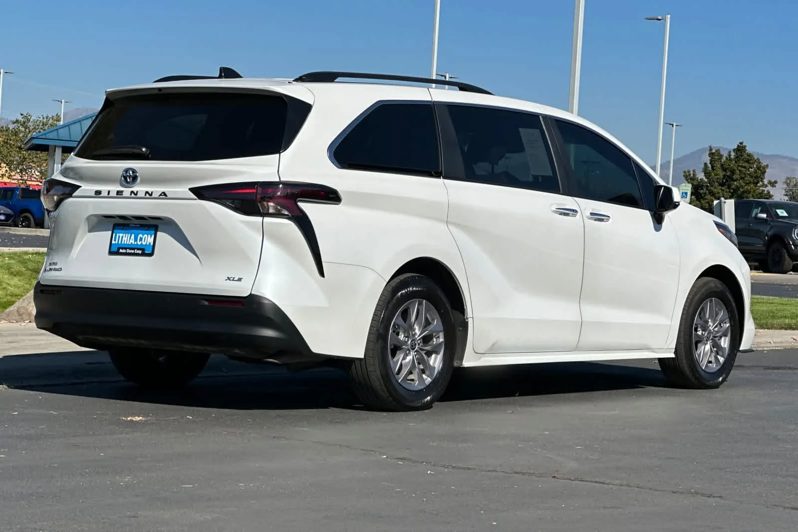 Certified Used 2025 Wind Chill Pearl Toyota XLE image 2