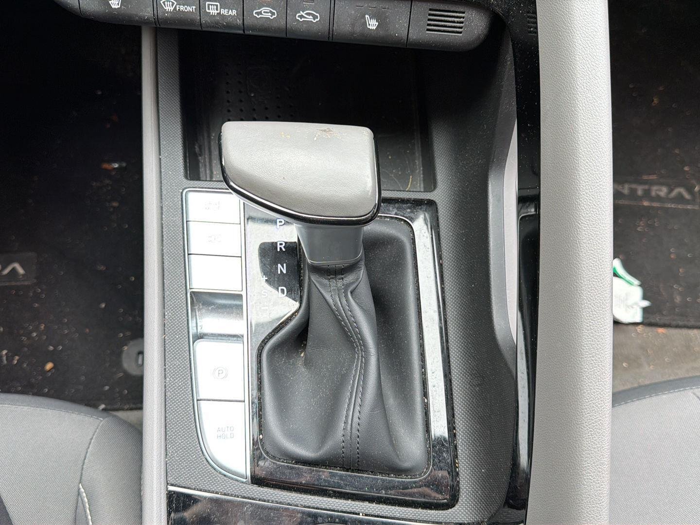 Used 2022 Electric Shadow Hyundai SEL image 18