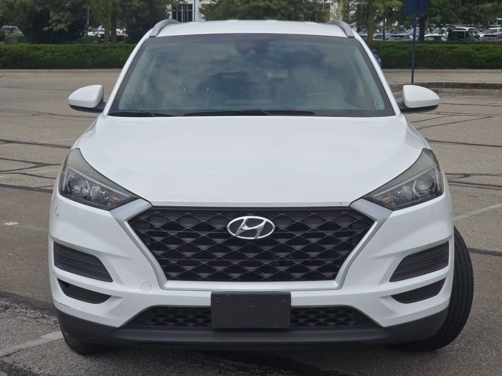 Used 2019 White Hyundai Value image 9
