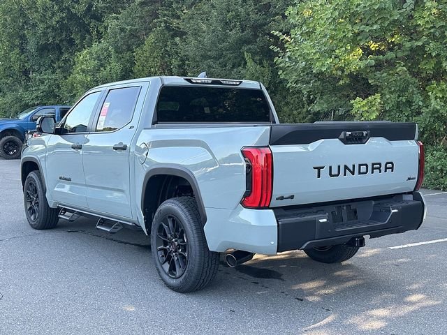 New 2026 Lunar Rock Toyota SR5 image 6