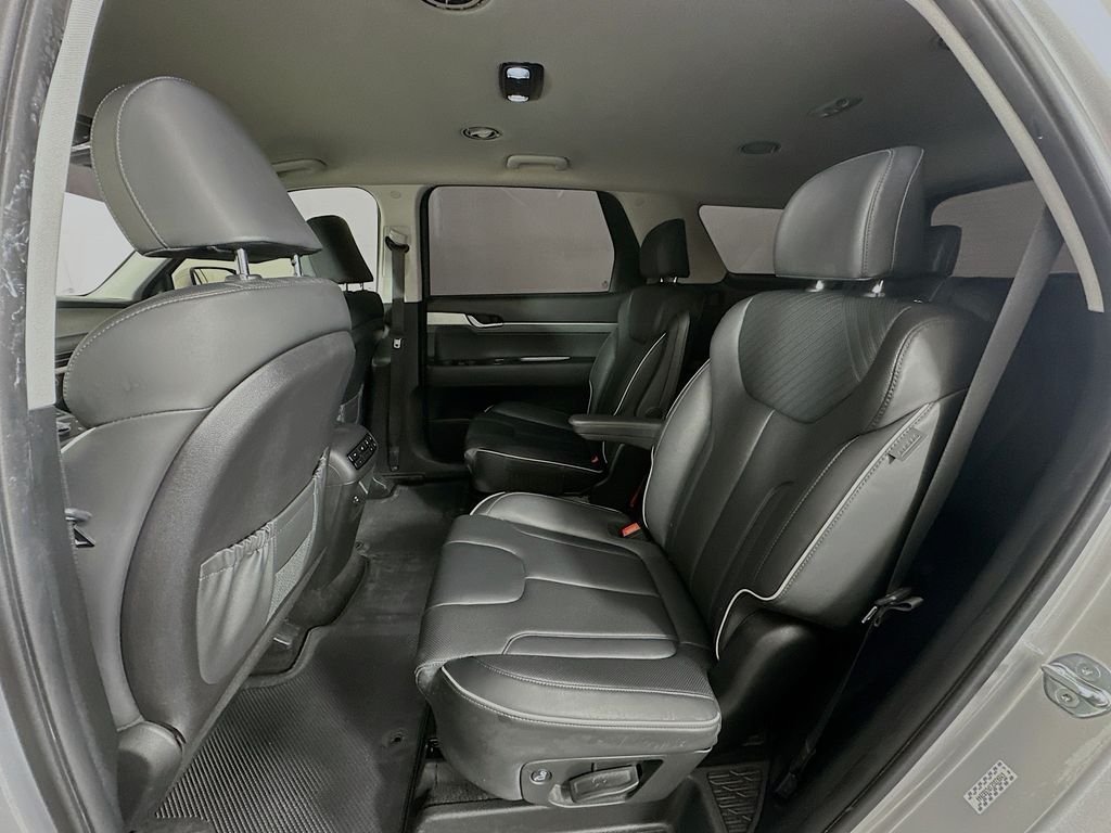 Used 2023 Silver Hyundai SEL image 24