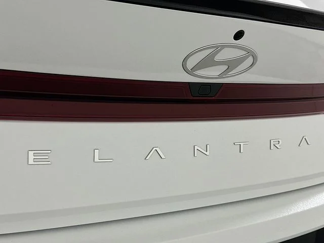 New 2026 Hyundai ELANTRA SEL Sport