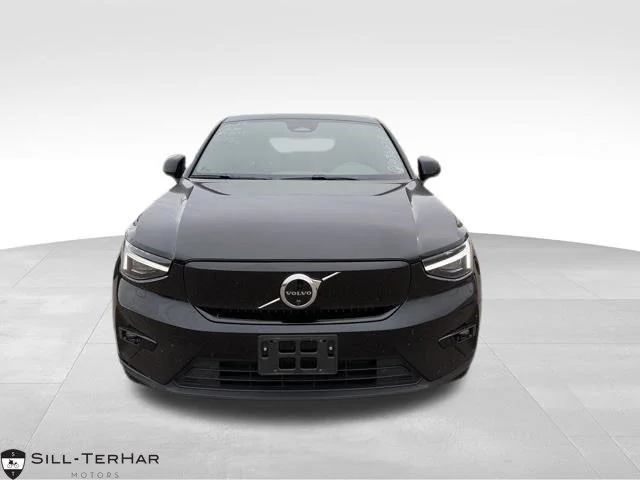 2023 Volvo C40