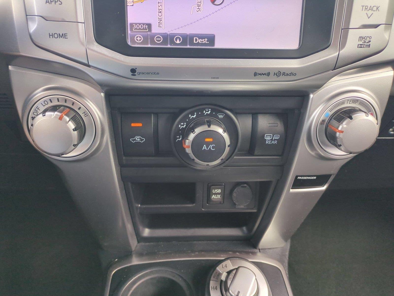 Used 2018 Nautical Blue Metallic Toyota SR5 Premium image 28