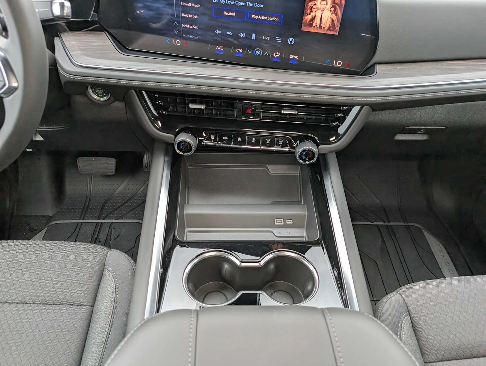 2026 Chevrolet Tahoe LS - Photo 14