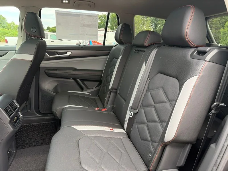 New 2026 Black Volkswagen Peak Edition image 12