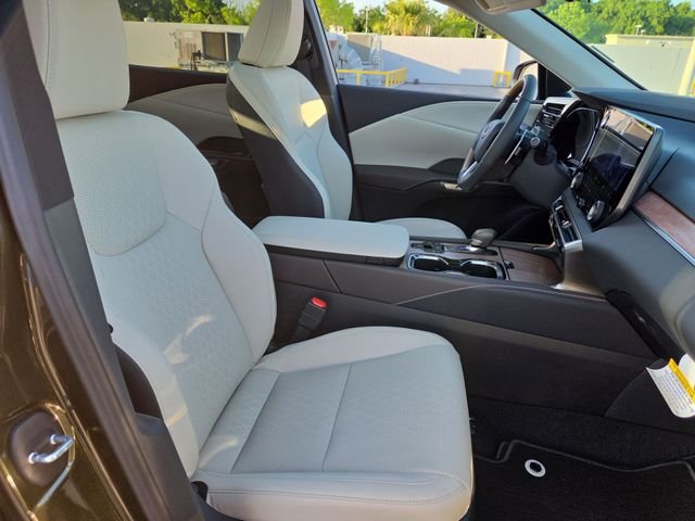 New 2026 Nori Green Pearl Lexus 350h Premium+ image 25