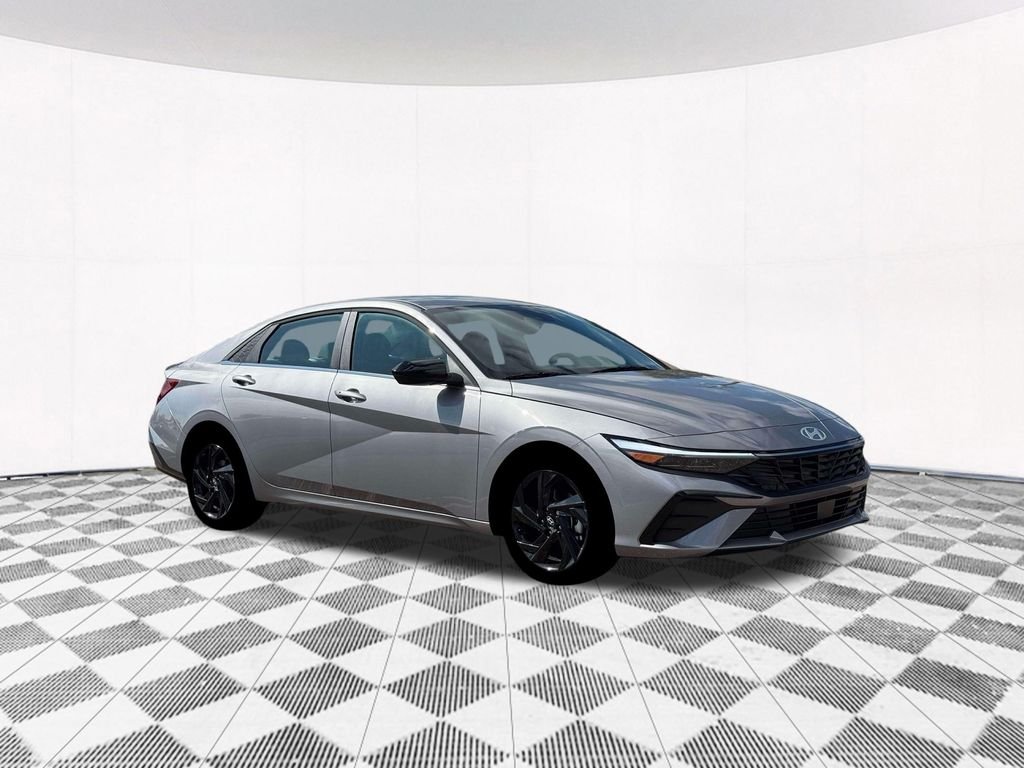 New 2026 Silver Hyundai SEL Sport image 15