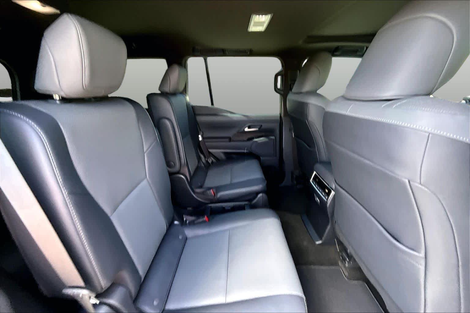 Certified Used 2026 INCOGNITO Lexus Premium+ image 20