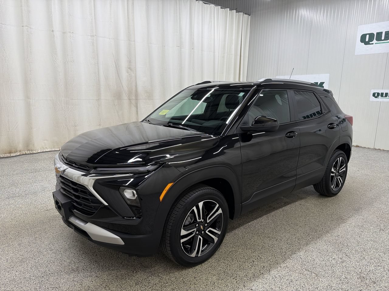 Used 2026 Mosaic Black Metallic Chevrolet LT image 4