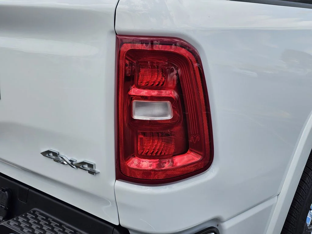 New 2026 Bright White Clear-Coat Exterior Paint RAM Big Horn/Lone Star image 10