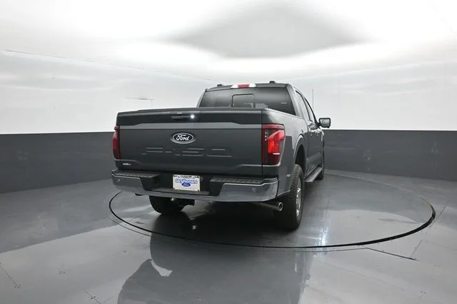 Used 2024 Gray Ford XLT image 7