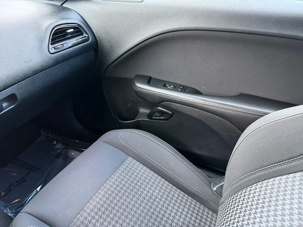 2019 Dodge Challenger SXT - Photo 26