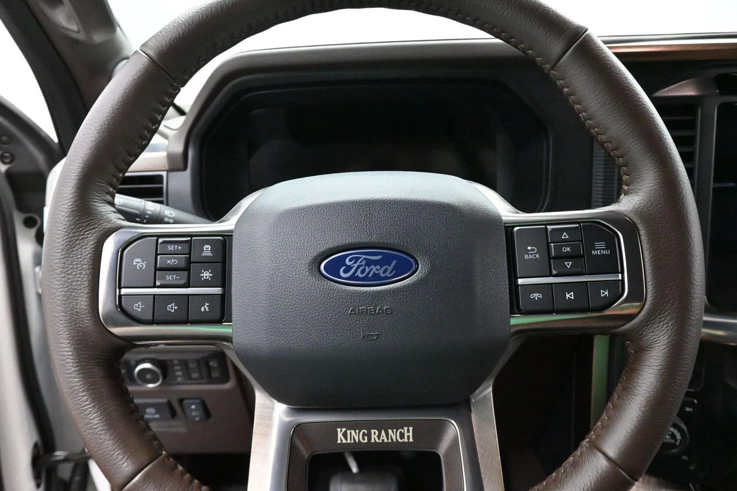 Used 2026 Star White Metallic Tri-coat Ford King Ranch image 16
