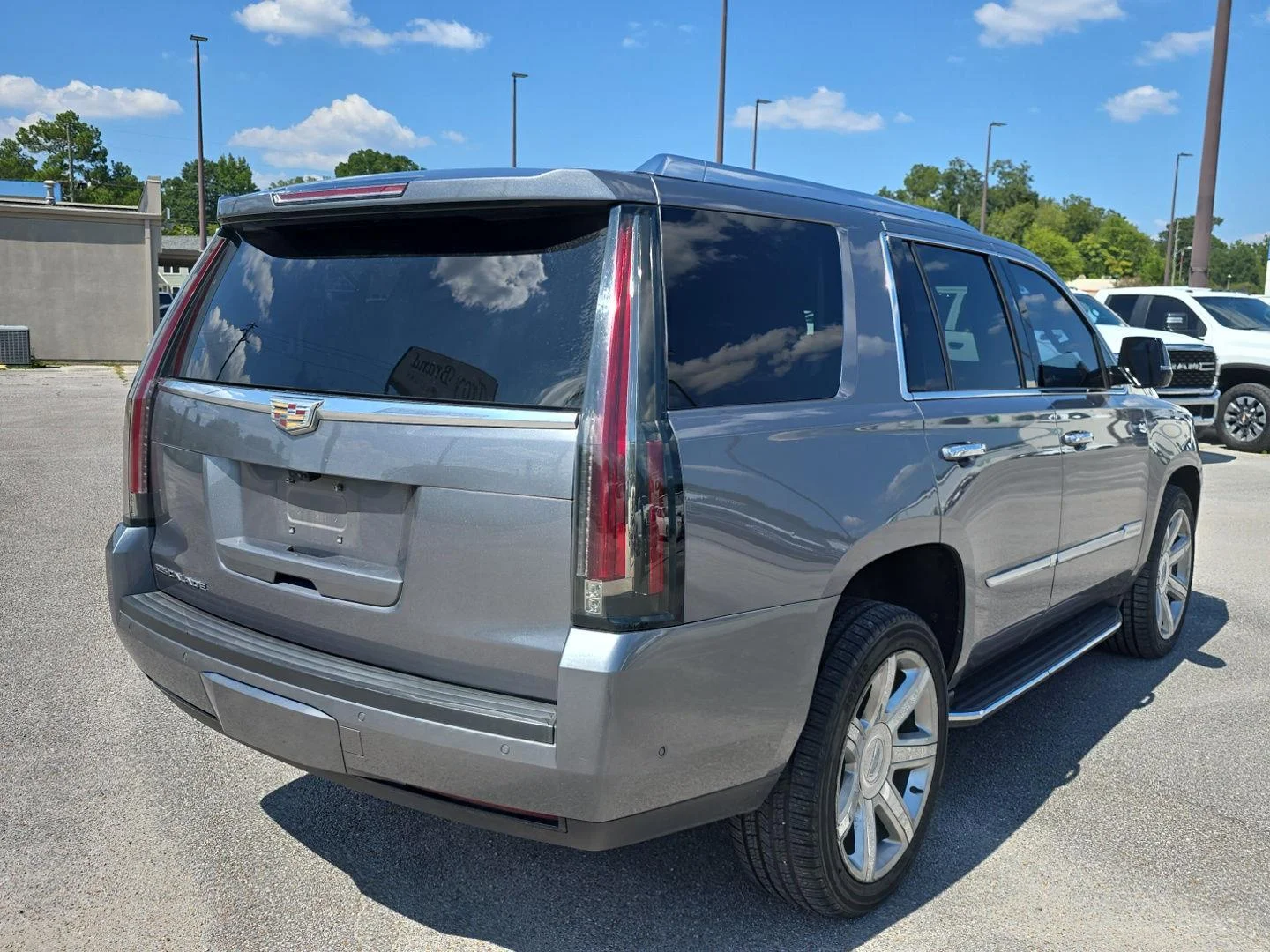 Used 2020 Satin Steel Metallic Cadillac Luxury image 3