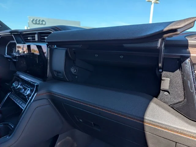 Used 2023 White GMC AT4 image 26