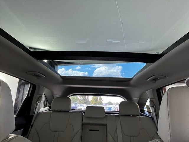 New 2026 White Kia S image 29
