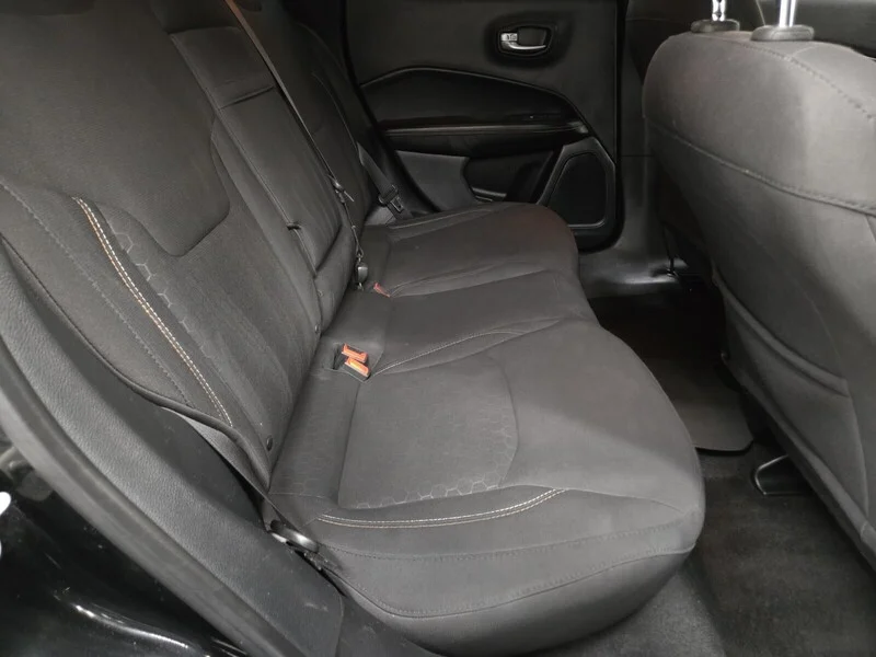 Used 2018 Diamond Black Crystal Pearlcoat Jeep Sport image 11