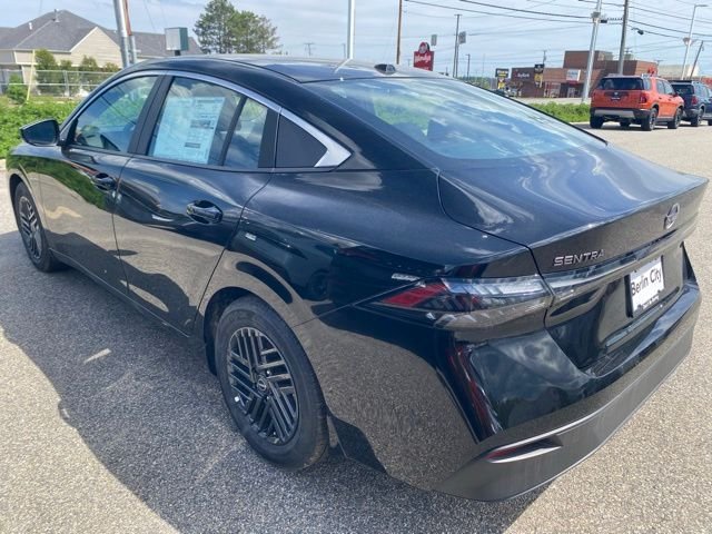 New 2026 Super Black Nissan SV image 5